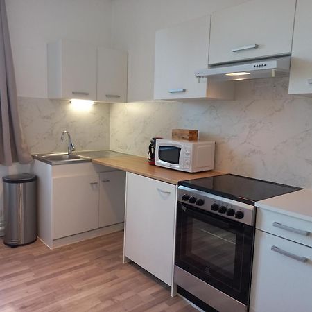 Appartement Les Iris, Au Calme, Proche Du Centre Remiremont Luaran gambar